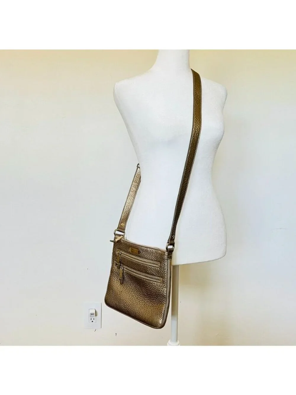 Cole Hahn Womens Bag Sheila Brushed Gold Leather Crossbody Pebbled Glam Lux - Picture 4 of 9